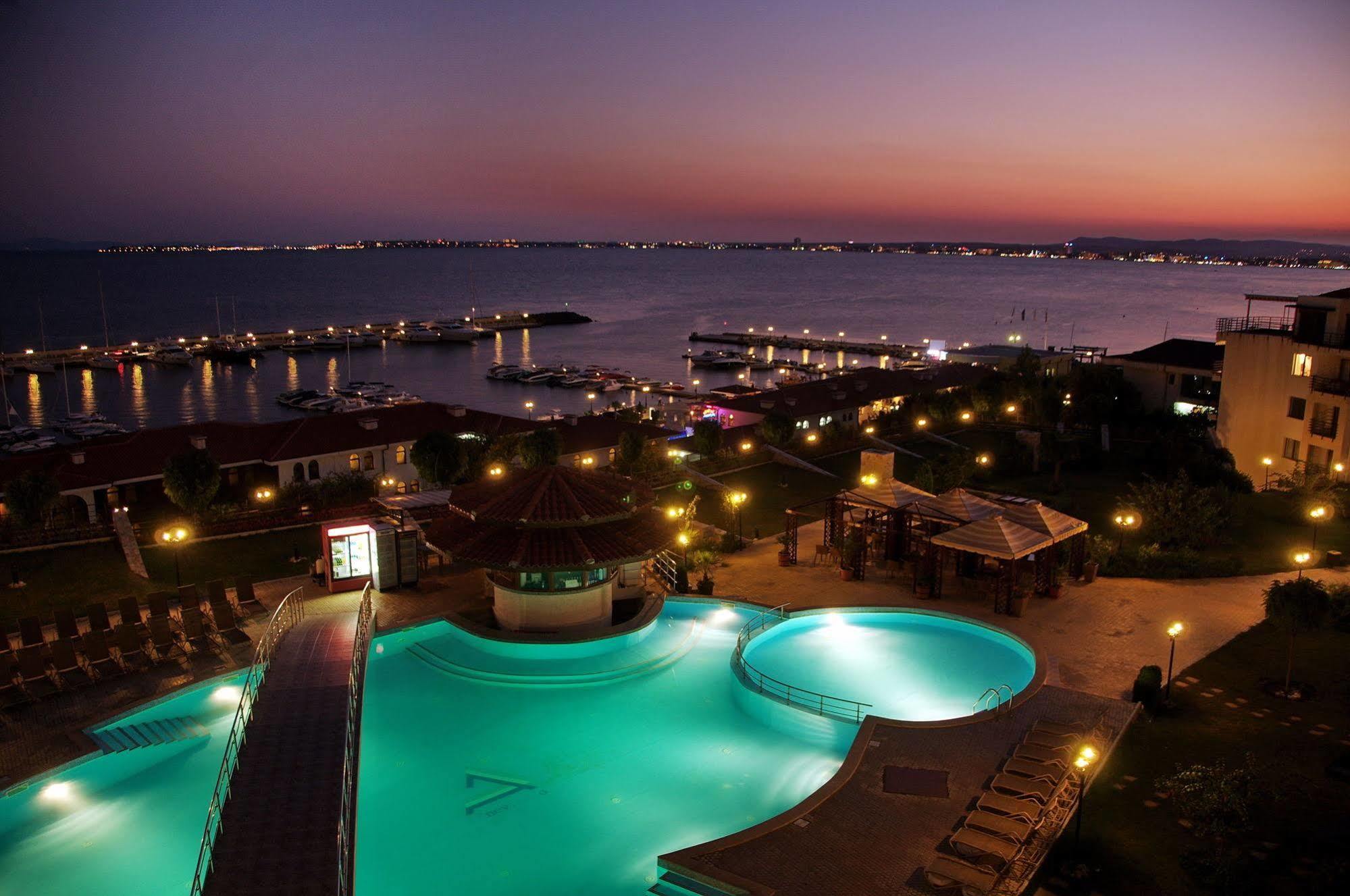 Diamond Apartments Sveti Vlas Extérieur photo