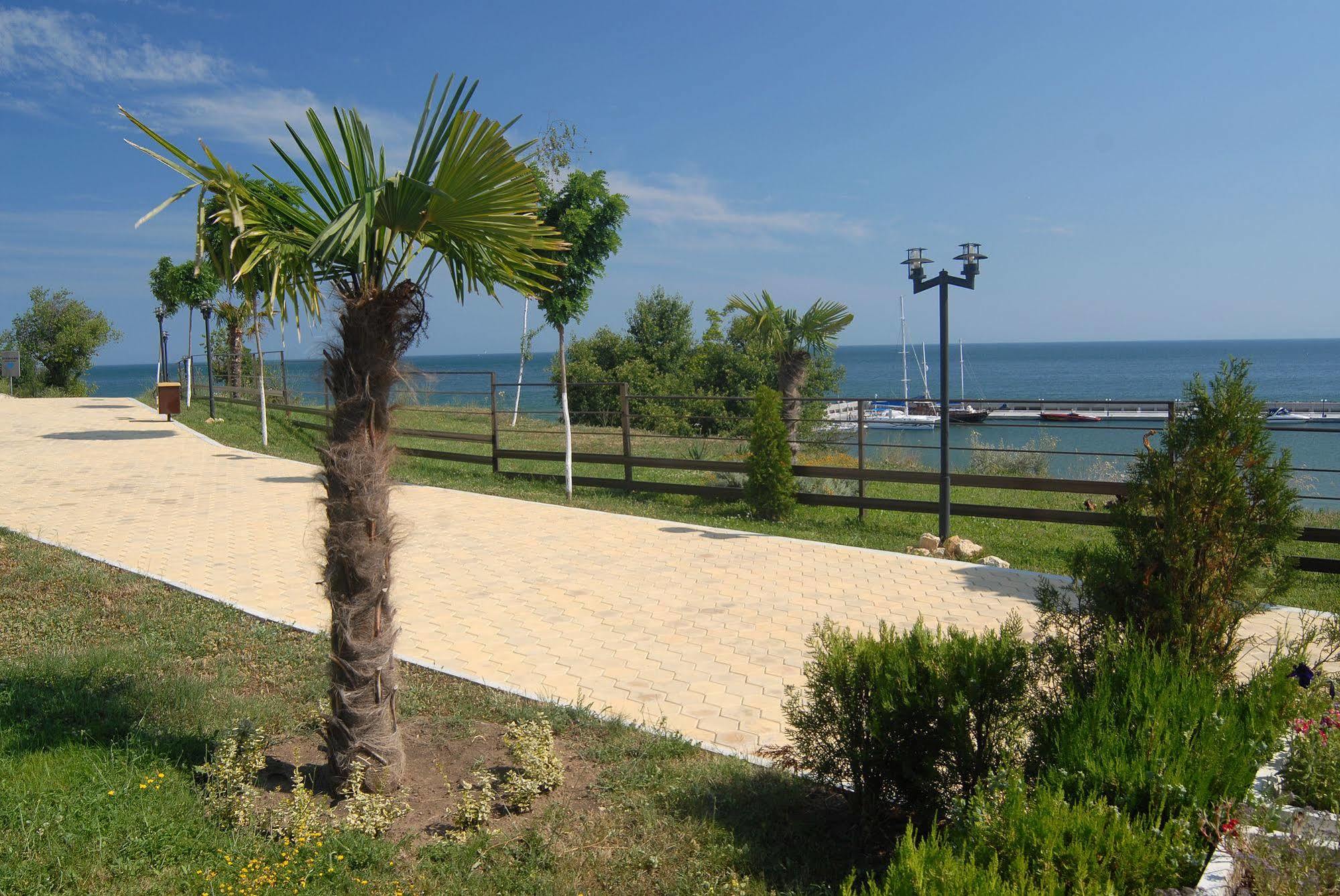 Diamond Apartments Sveti Vlas Extérieur photo